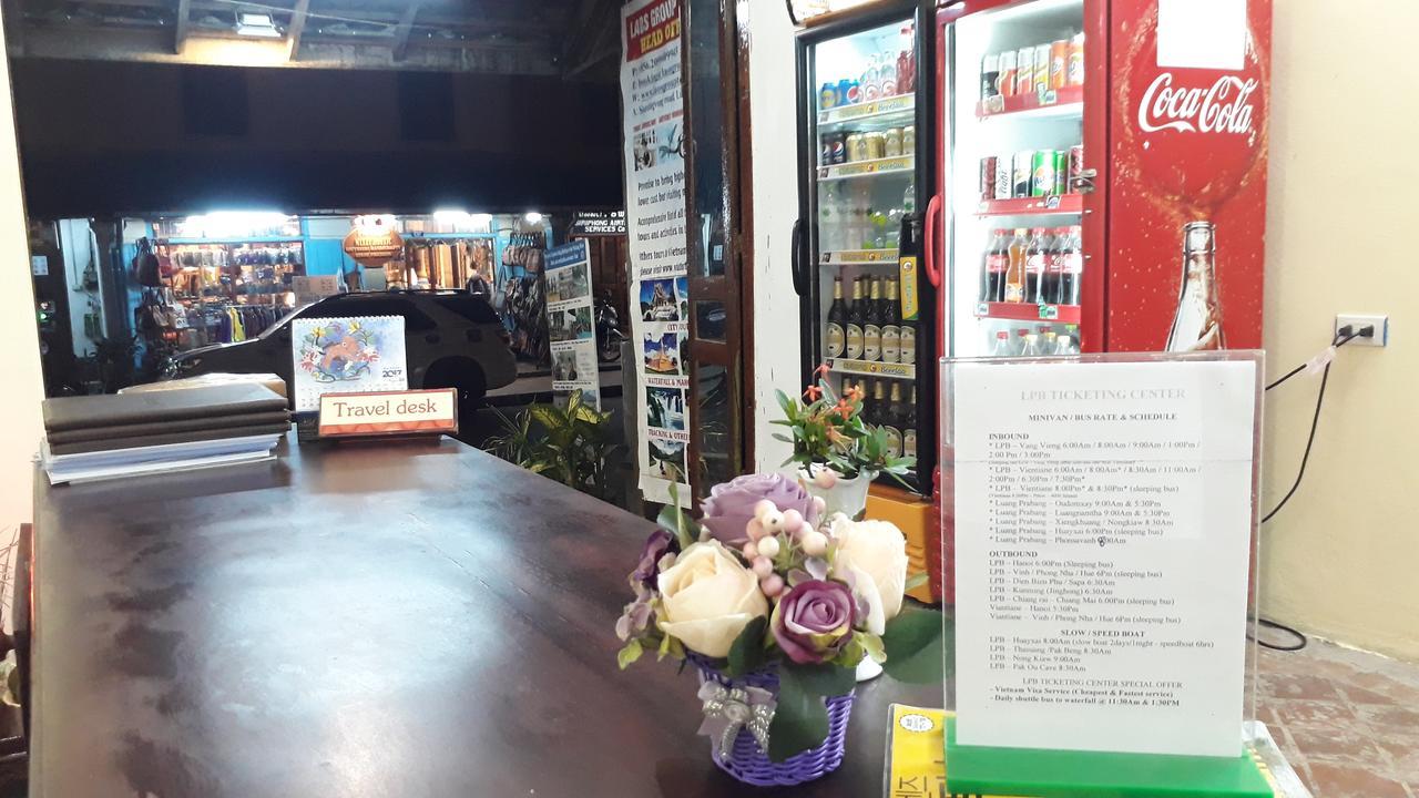 Tony Central Hostel Luang Prabang Exteriör bild